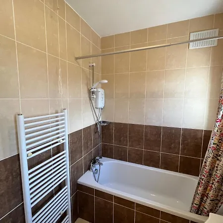 بيت للعطل The Walkinstown